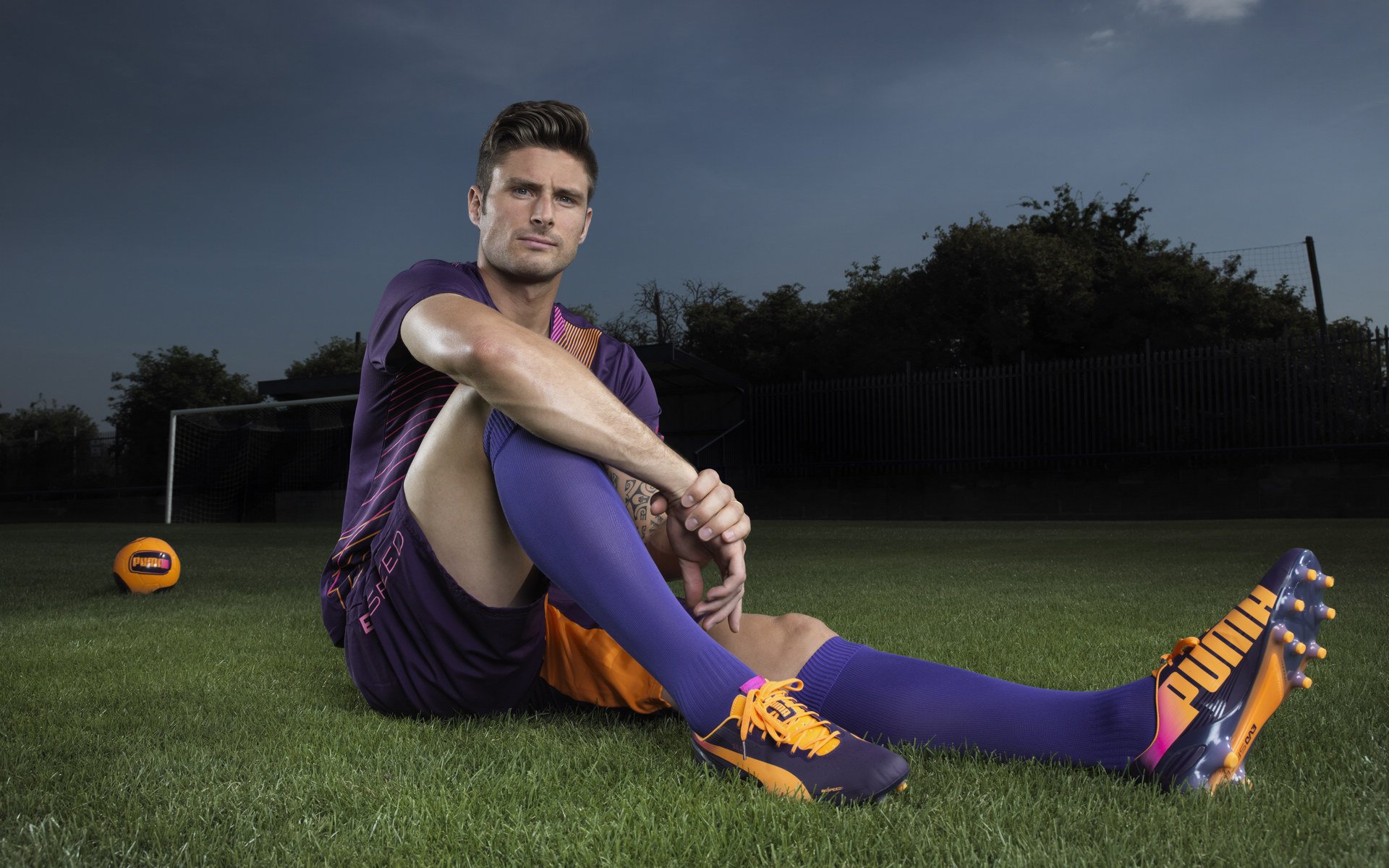 马赛狂胜芬兰背后，奥亚尔萨瓦尔如何用统治级数据书写新篇章